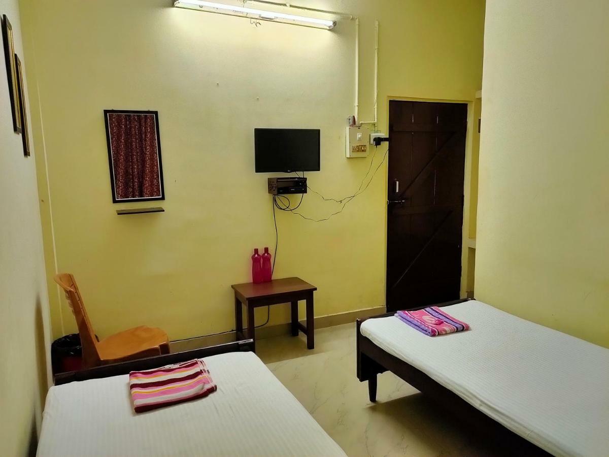 غاواهاتي Chandrupal Lodging المظهر الخارجي الصورة