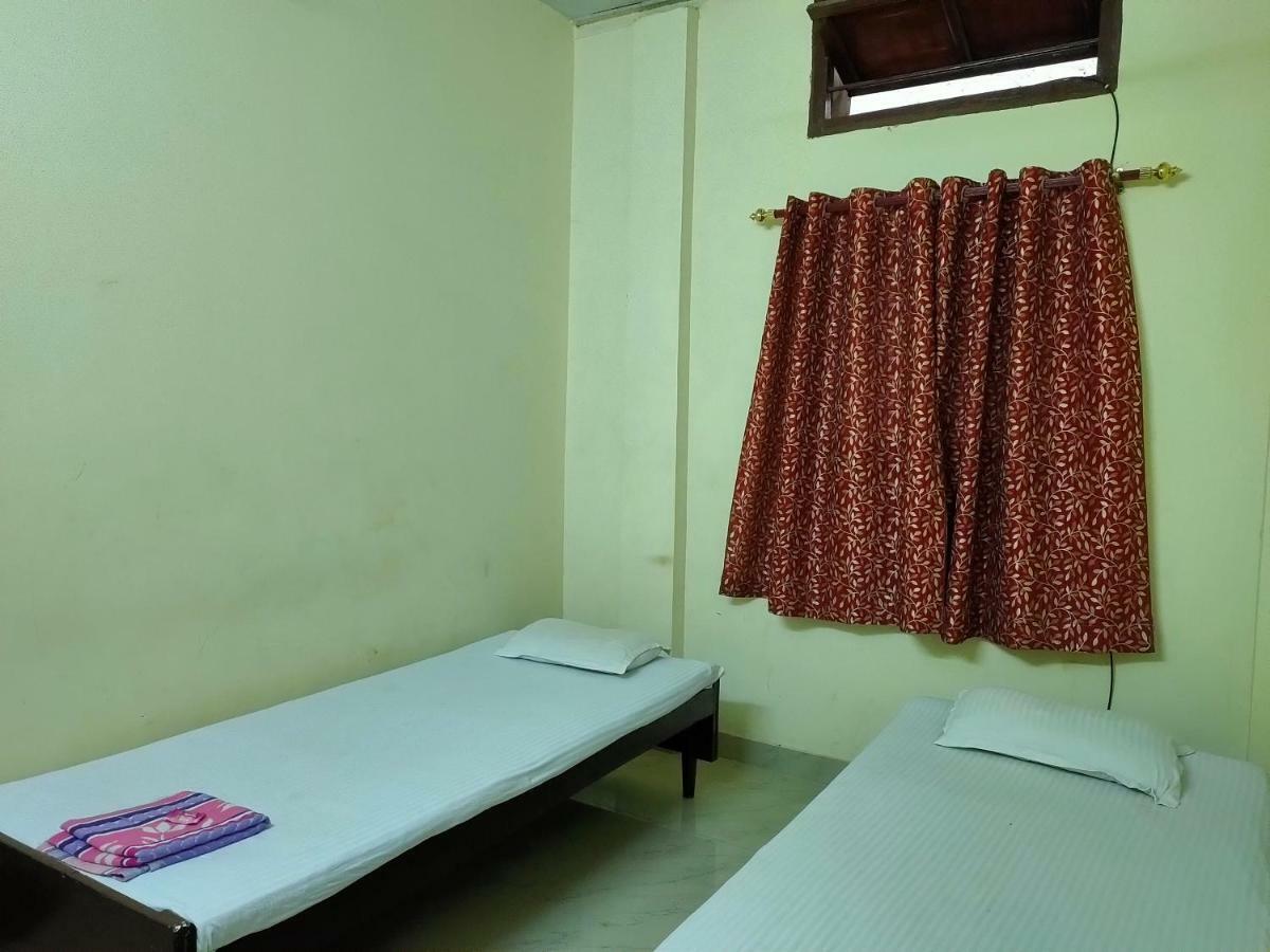 غاواهاتي Chandrupal Lodging المظهر الخارجي الصورة